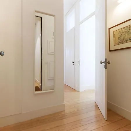 Alfama Deluxe By Homing Apartment