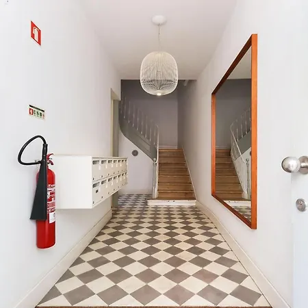 Alfama Deluxe By Homing Apartment